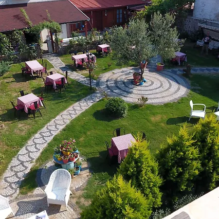 伊甸塞勒涅酒店