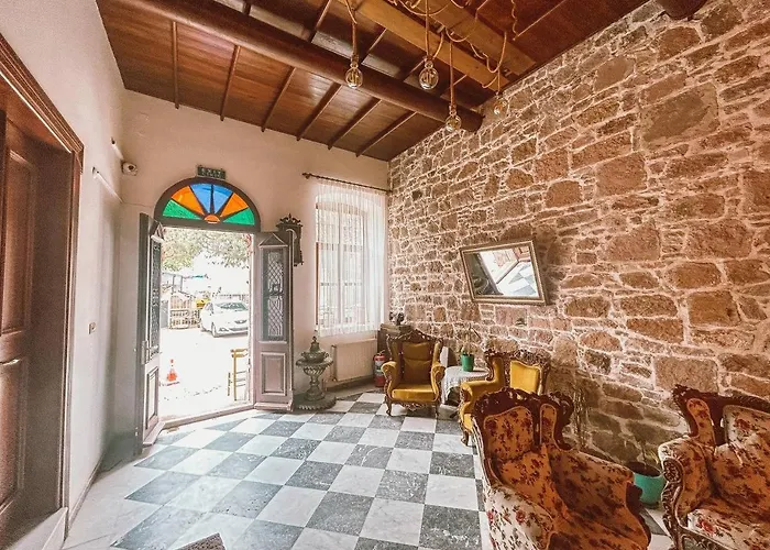 伊甸塞勒涅酒店 酒店