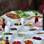 伊甸塞勒涅酒店 2* Ayvalı