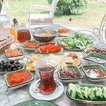伊甸塞勒涅酒店 2*